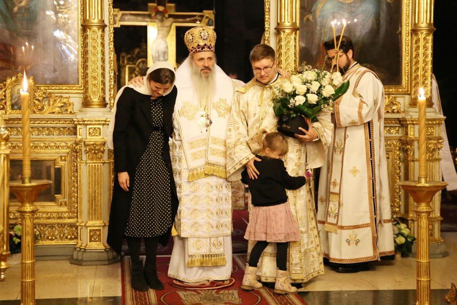 Teologul  Paul-Alexandru Dolhascanu a fost hirotonit diacon pe seama Catedralei mitropolitane din Iași/ Foto: Flavius Popa